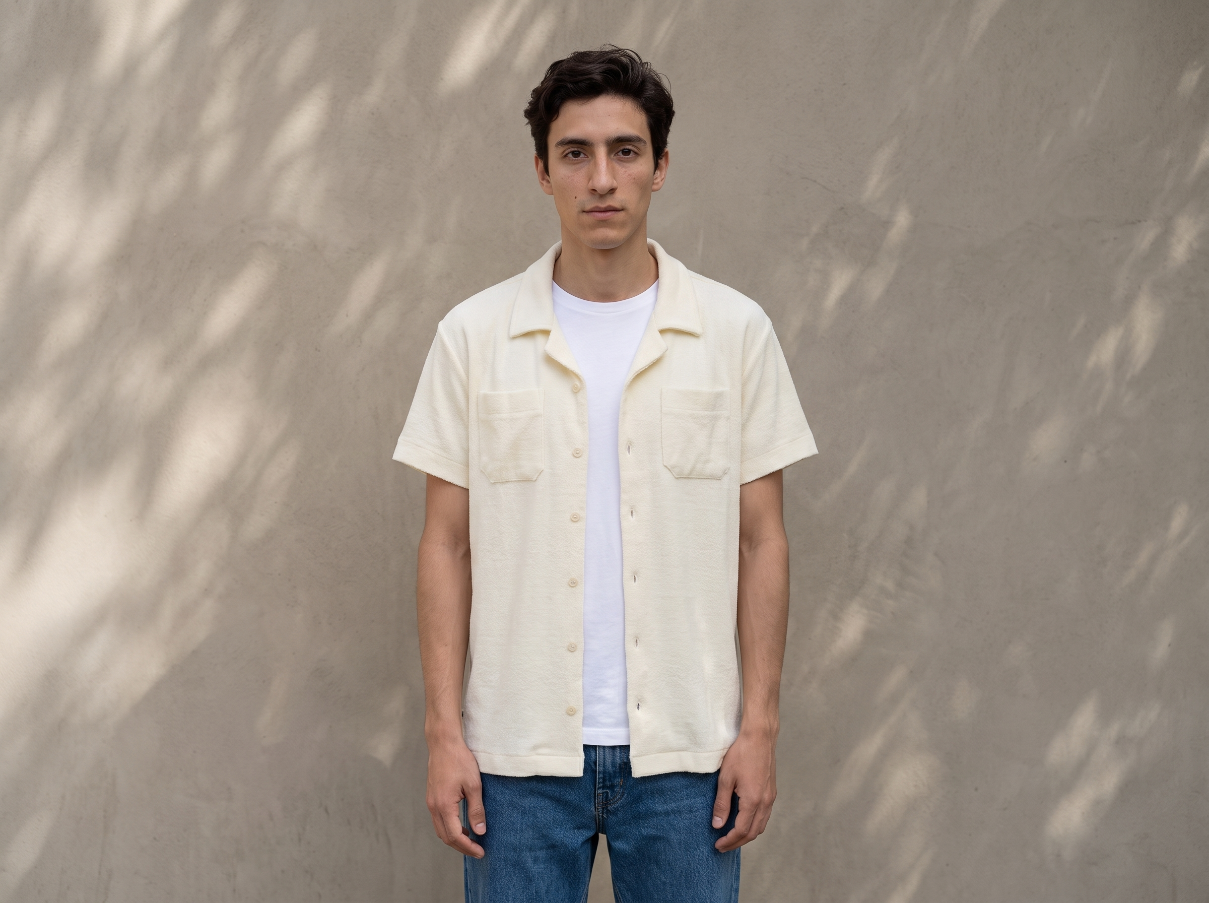 Camisa de toalla blanca de 98 Coast Avenue, manga corta
